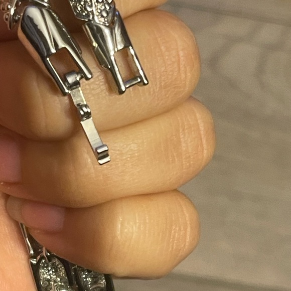 Silver design necklace - Picture 7 of 7